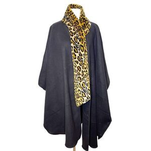 Vintage 90s Specialty House Poncho Black Fleece Sweater Leopard Faux Fur Cozy